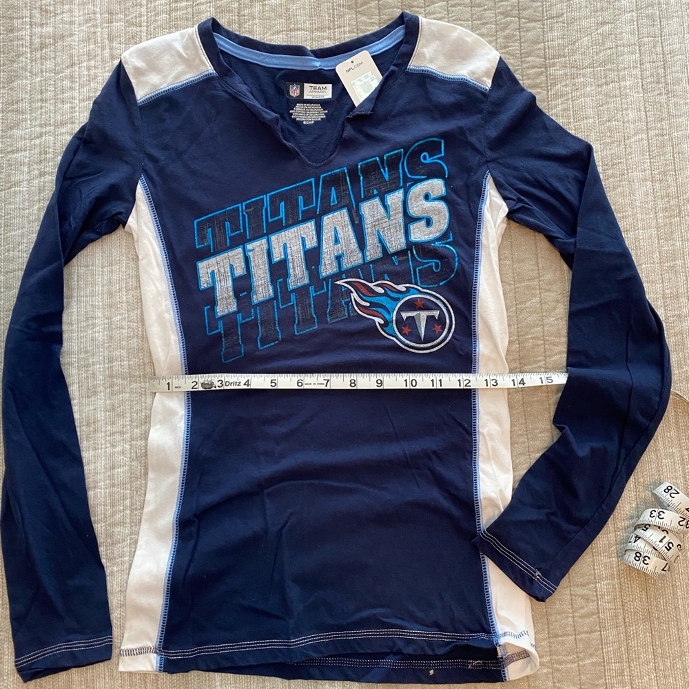 NFL Titans blue long sleeve fitted shirt sz S